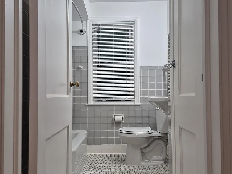 2805 N Avondale Blvd — Photo 10