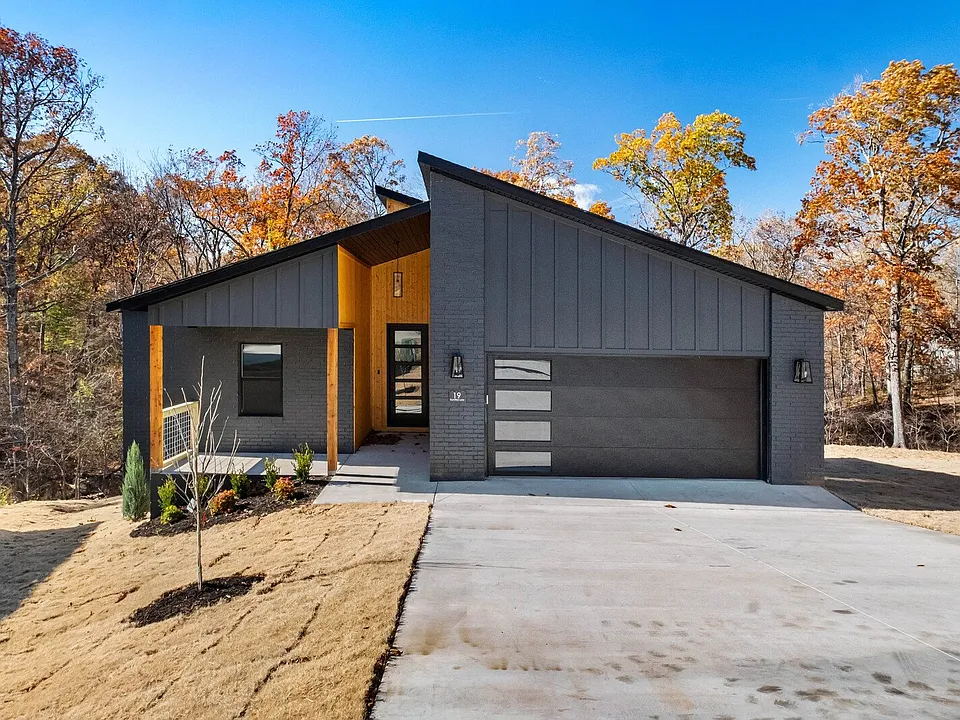 19 Dumfries Ln
