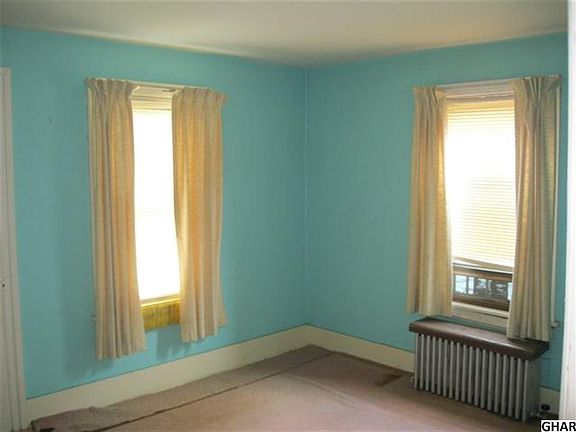 3rd image of 127 Spruce St