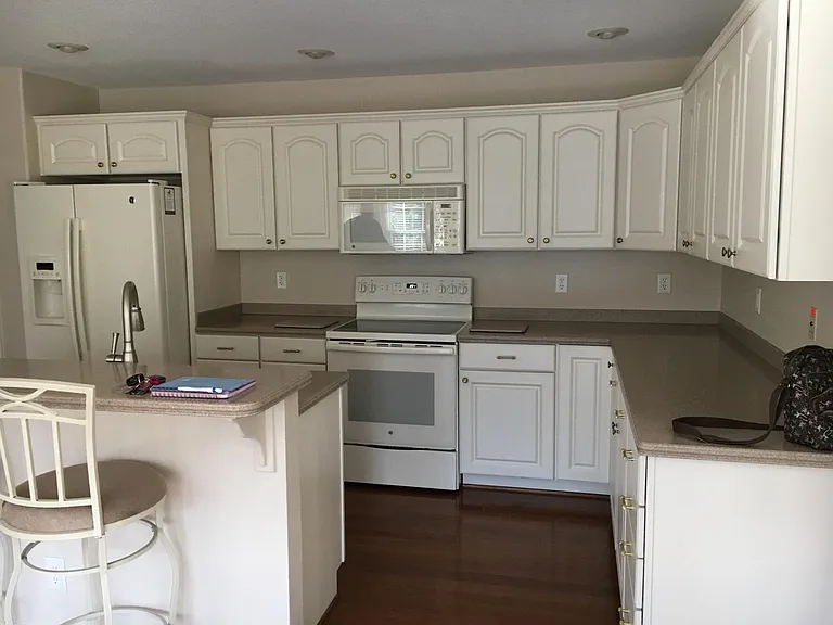 28 Ridge Crest Ct — Photo 3