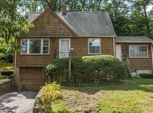 39 Summer Ave, Reading, MA 01867