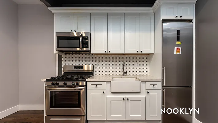 Rented by Nooklyn NYC LLC | media 2