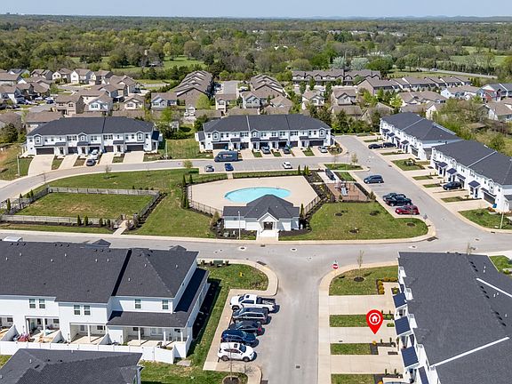 2nd image of 4305 Doral Dr