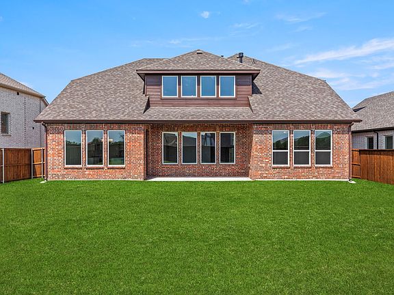 5th image of 3220 Morris Ln