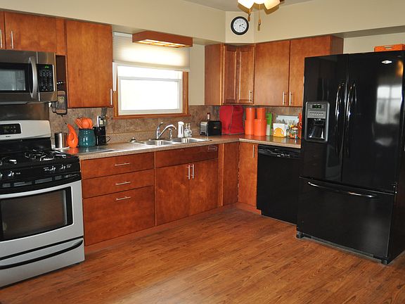 2nd image of 1350 N County Road 450 E