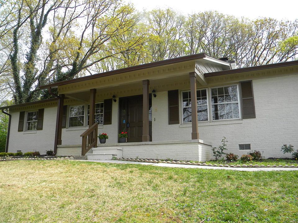 1st image of 304 Sevenoaks Trl Trlr 2