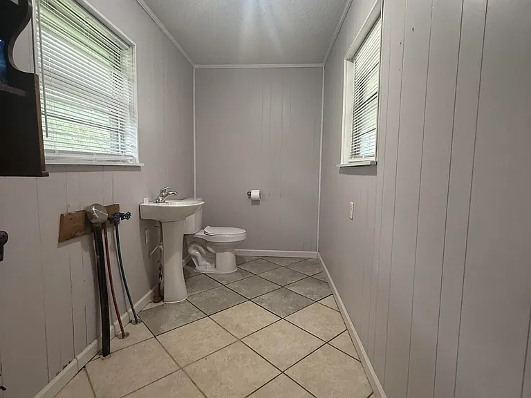 337 County Road 555 — Photo 10