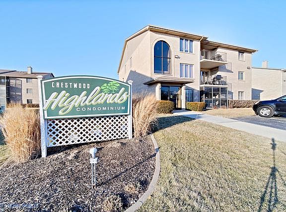 2nd image of 13950 S Lavergne Ave #912