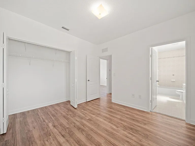 21459 SW 86th Pl — Photo 15
