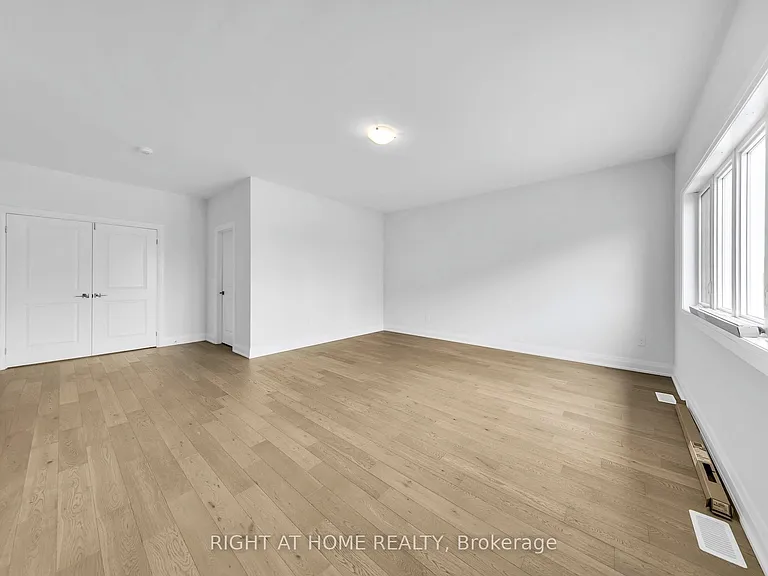 3 Speciosa St #UPPER — Photo 35