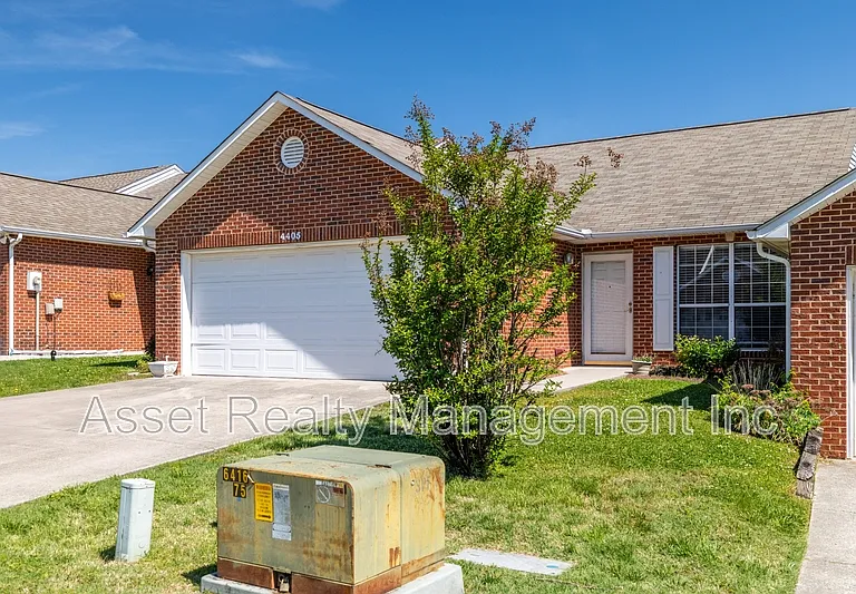 4405 Greenfern Way #1 — Photo 5