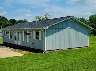 200 N Hale St, Eden, NC 27288