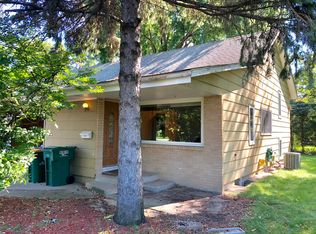 2113 W 82nd St, Minneapolis, MN 55431