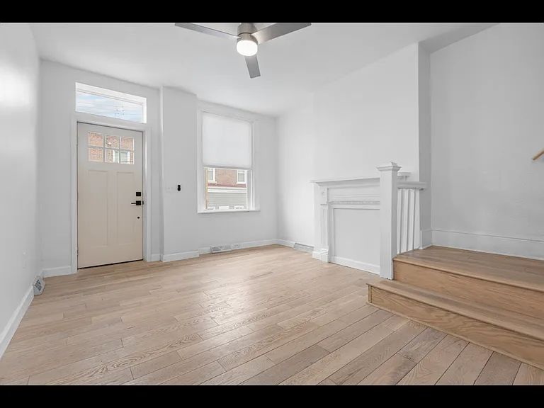 5238 Wickliff St — Photo 2
