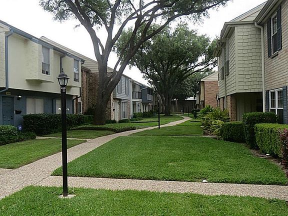 2nd image of 10294 Briar Forest Dr #26