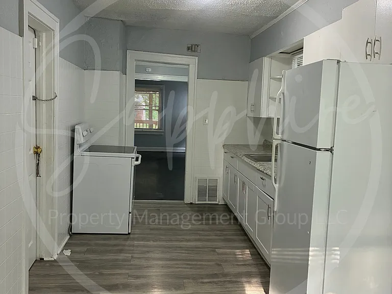 5344 Brooklyn Ave — Photo 7
