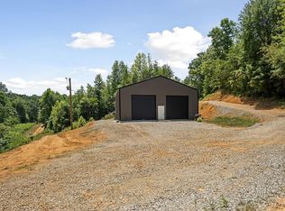 2222 Hilham Hwy, Livingston, TN 38570