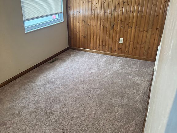 5th image of 1116 Lake Ave