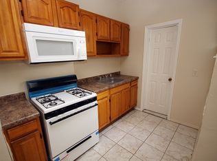 243 New York Ave APT 1R, Jersey City, NJ 07307