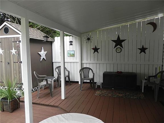 3rd image of 323 Dolomite Ct