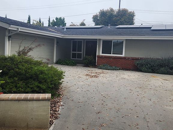 4th image of 444 Cornell Pl