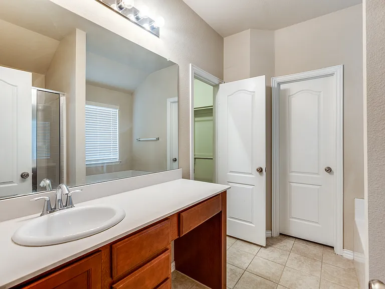 4920 Lemon Grove Dr — Photo 18