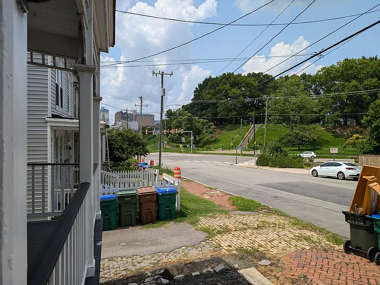 2115 E Marshall St #A — Photo 34