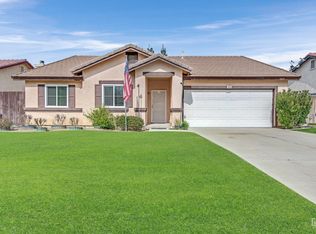 9808 Battersea Park Dr, Bakersfield, CA 93312