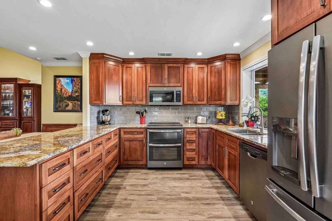 Timber Oak Rd-S2904-025.jpg