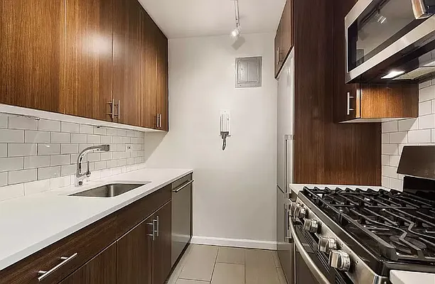 Rented by Dalan Rentals | media 21