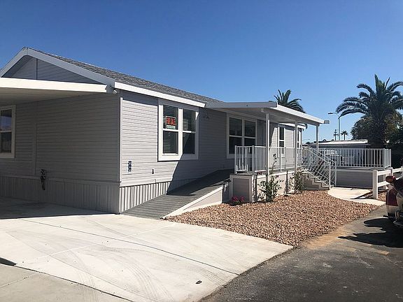 New driveway & sidewalk