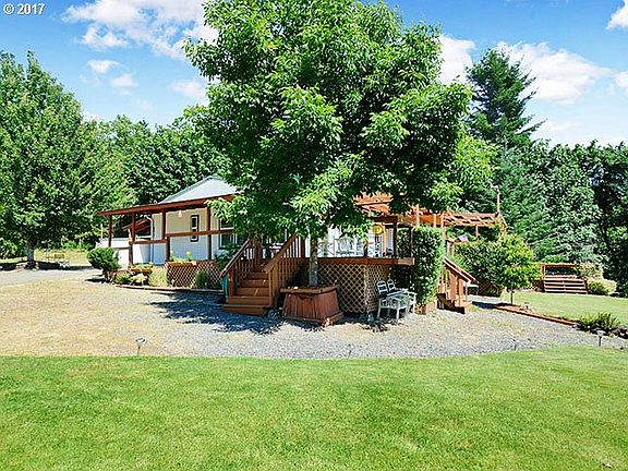3rd image of 23612 NE 246th Ct