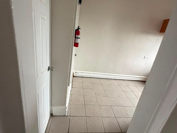 4th image of 333 Park Ave APT 35