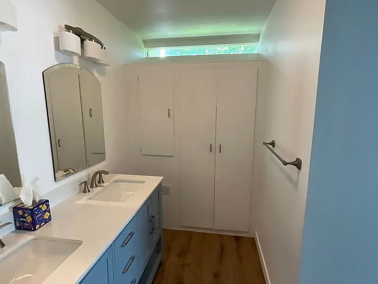 1702 Capri Cir — Photo 28