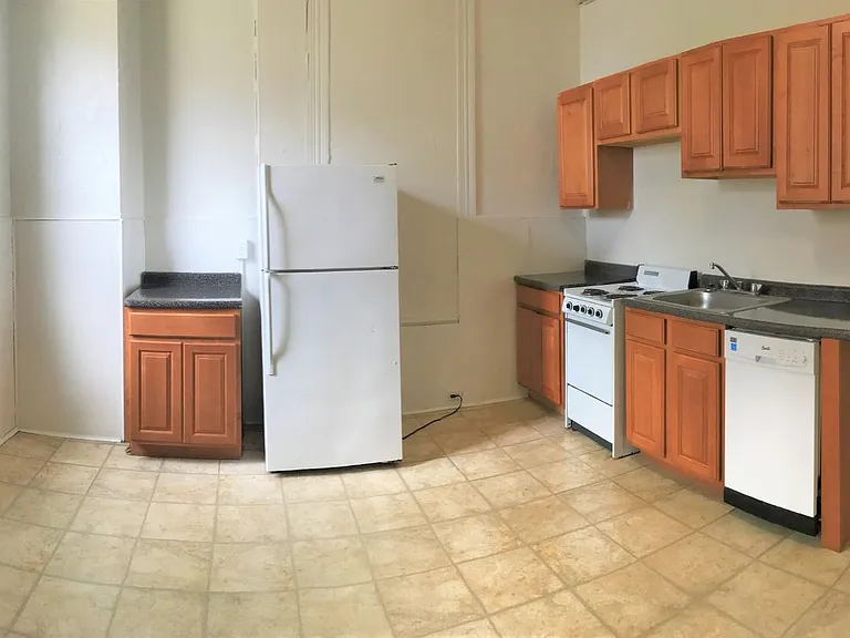 Highland Park - Apartments For Rent In Pittsburgh — Photo 7