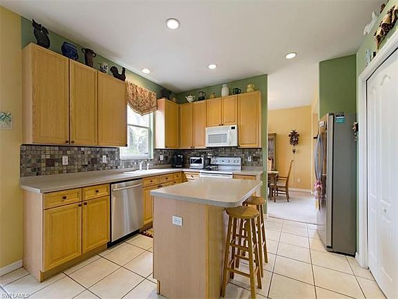 3rd image of 14485 Indigo Lakes Cir