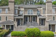 Saint Claire Ln-3004-001.jpg