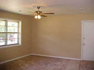4th image of 155 Northside Dr