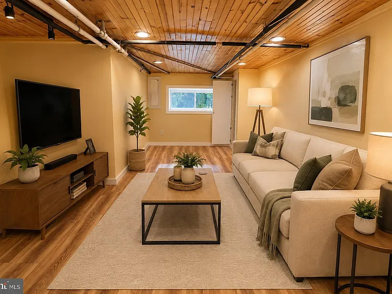 5453 W Montgomery Ave — Photo 25