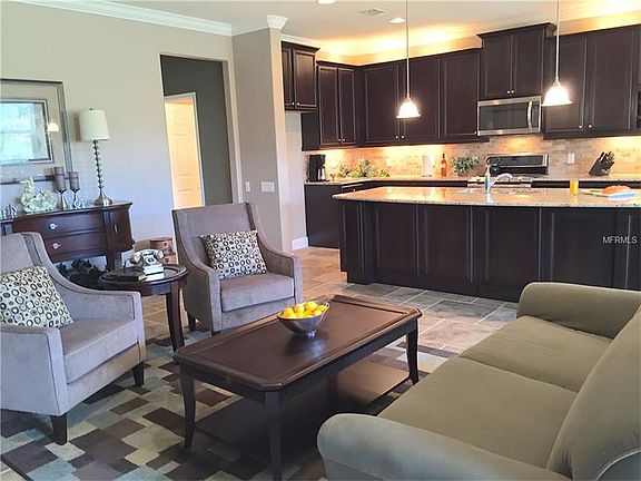 5th image of 471 Palencia Pl