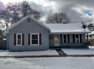 205 Park St, Grayling, MI 49738