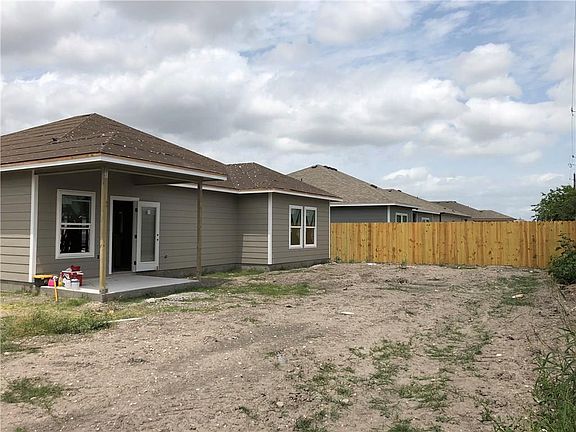 4th image of 2222 Torrente Dr
