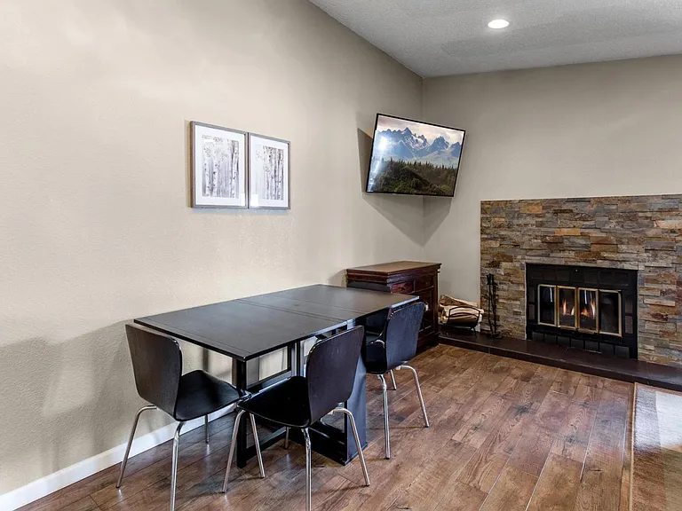 490 Kings Crossing Rd #132 — Photo 4