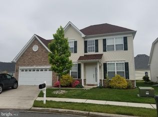 906 Sweet Briar Cir, Deptford, NJ 08096