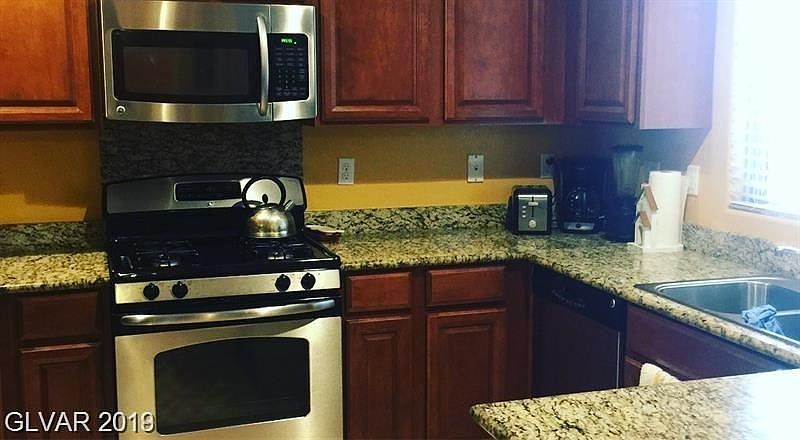 2nd image of 625 Summit Valley Ln