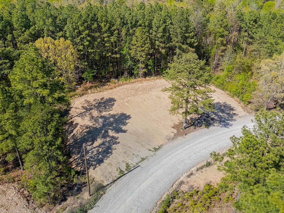 2nd image of 17 High Peak Rd