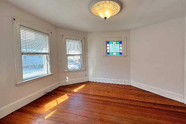 Calvin St — Photo 10