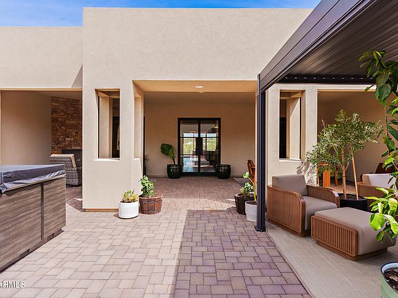 4th image of 1816 E FORTUNE Drive