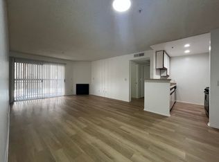 400, Los Angeles, CA 90020