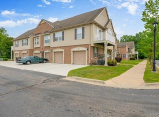 23450 Ridgeview St, Taylor, MI 48180